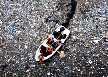 Un'isola di rifiuti nell'Oceano Pacifico