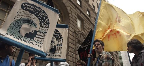 I manifestanti di Flood Wall Street