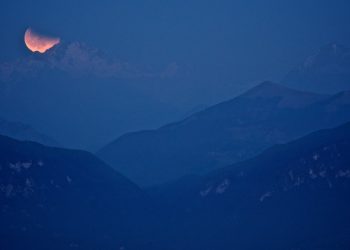 Un'eclissi di sole (foto: http://www.astrogeo.va.it/)