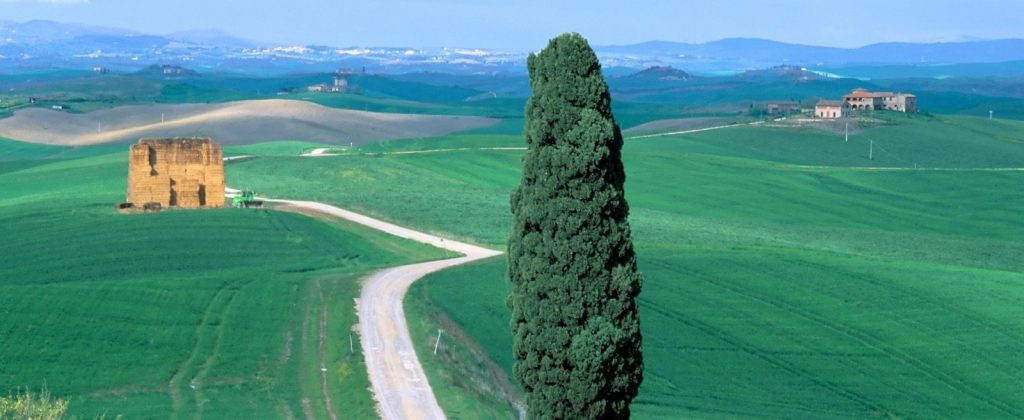 Un paesaggio italiano (foto: freebestwallpaper.com)