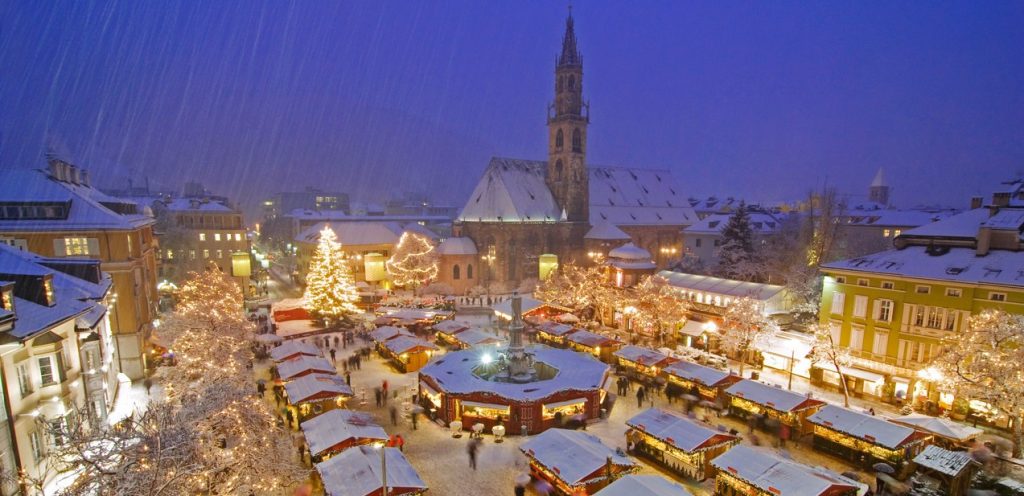 Il mercatino di Natale di Bolzano (foto: www.santamariaapparente.com)