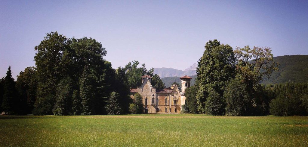 Il castello di Mirandolo (foto: http://www.fondazionecosso.com/)