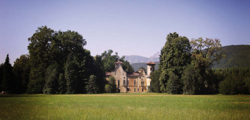Il castello di Mirandolo (foto: http://www.fondazionecosso.com/)