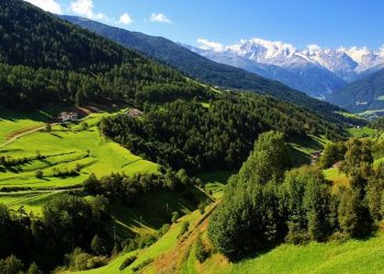 Un panorama della Val di Mazia (foto: flickr.com)