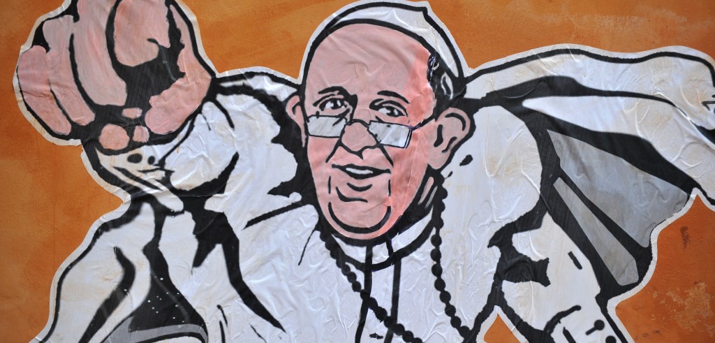 Il murales che raffigura Papa Francesco