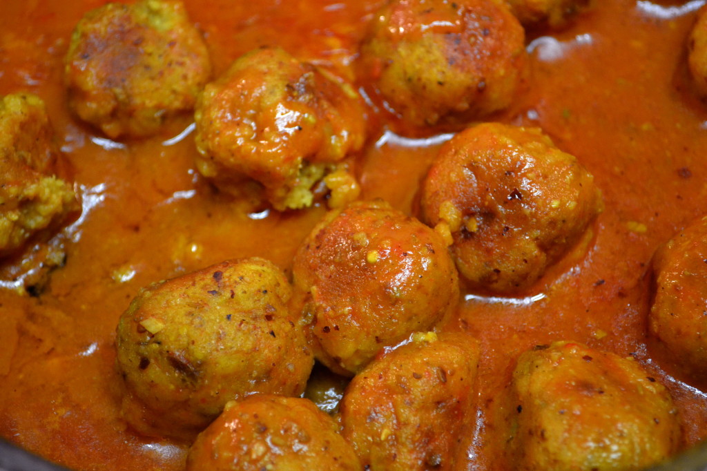 Polpette di tofu al curry. Foto: lushesfood.files.wordpress.com