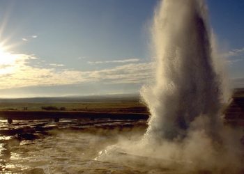 Un geyser islandese (foto: tenereviaggi.com)