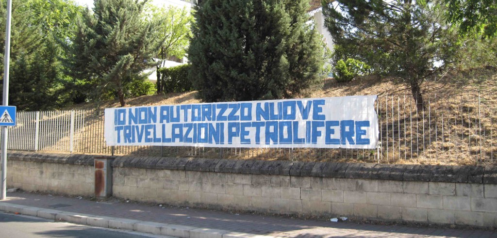 manifesto-trivellazioni-petrolio