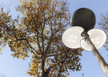 Clover, la smart lamp di Parigi