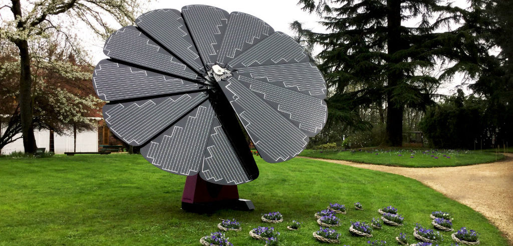 Foto SMART FLOWER - MENZIONE ENERGIE RINNOVABILI NEI PARCHI - COBAT VP SOLAR_1