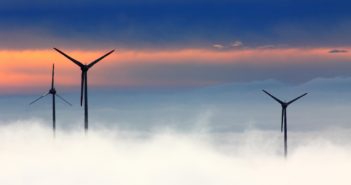 Rapporto Global Wind Energy: eolico a gonfie vele Global Wind Energy