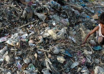 Inquinamento da plastica monouso in India