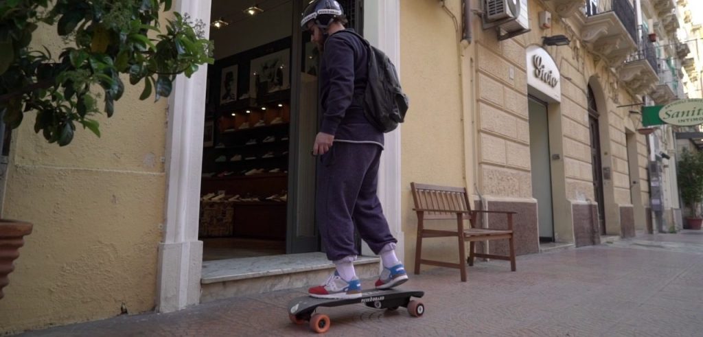 skateboard elettrico italiano