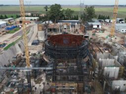 Cantiere del reattore modulare CAREM in Argentina, esempio di piccolo reattore nucleare (SMR) in costruzione